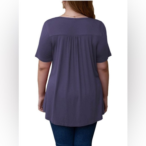 Blue/Grey Short Sleeve, Round Neckline w/ Lace trim, Lightly Pleated both sides - Picture 3 of 4